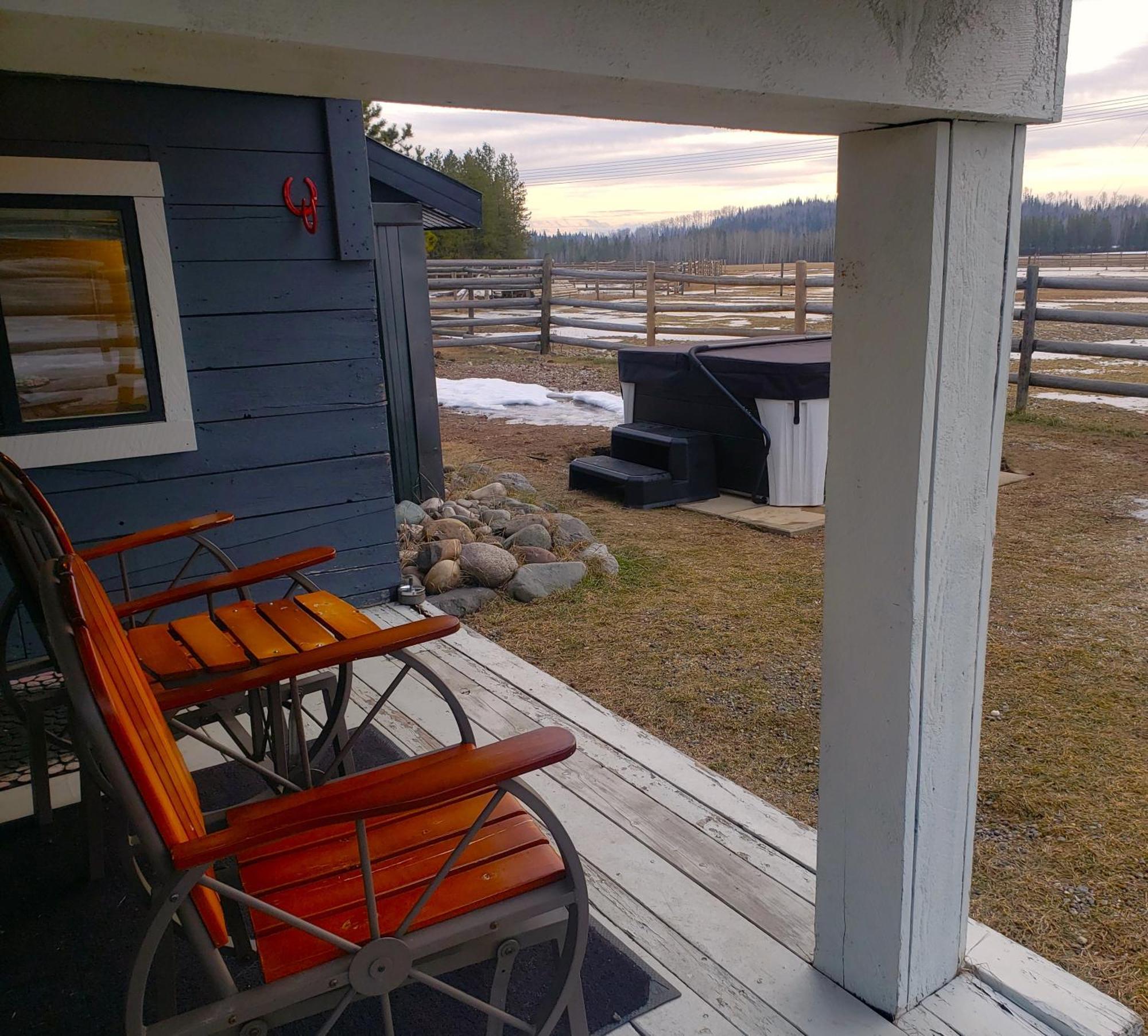 פרינס ג'ורג' Woodhouse Cottages And Ranch מראה חיצוני תמונה
